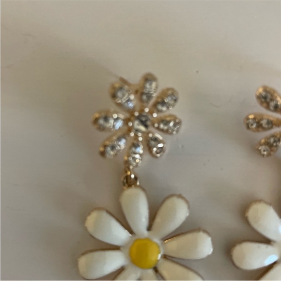 Daisy Drop Earrings in Gold and White - Picture 3 of 8